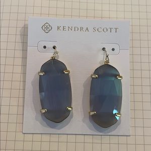 SOLD—NEW Kendra Scott in Slate Cats Eye
